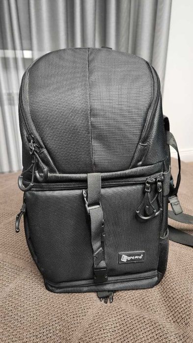 Продам Nikon D3500 в отличном состоянии.