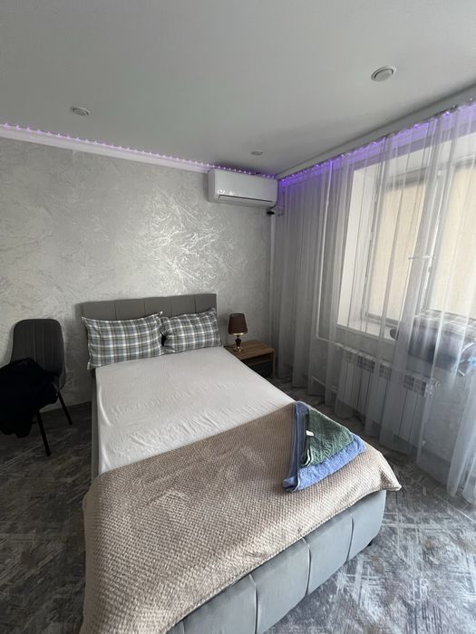 Сдам 1-Комнатные квартиры по часам и посуточно.