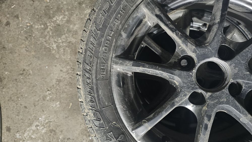 Продам резину с дисками