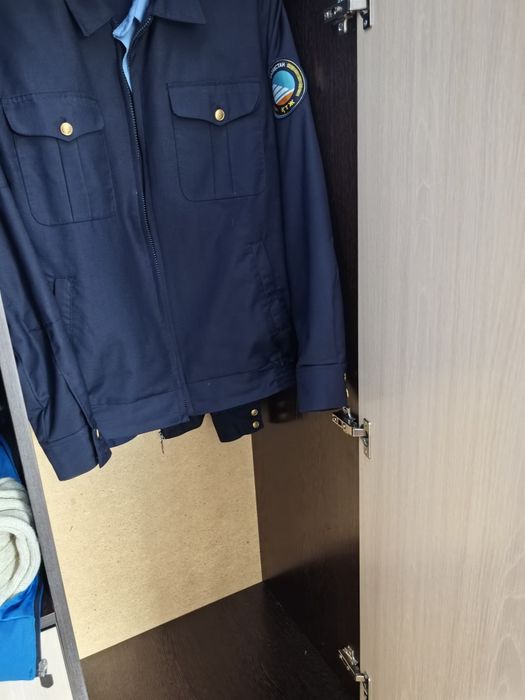 Продам шкаф для прихожки