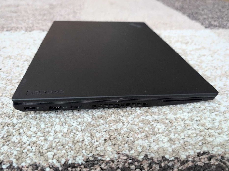 Лаптоп Lenovo ThinkPad P51s 15инча NVMe SSD две вградени Батерии Топ състояние
