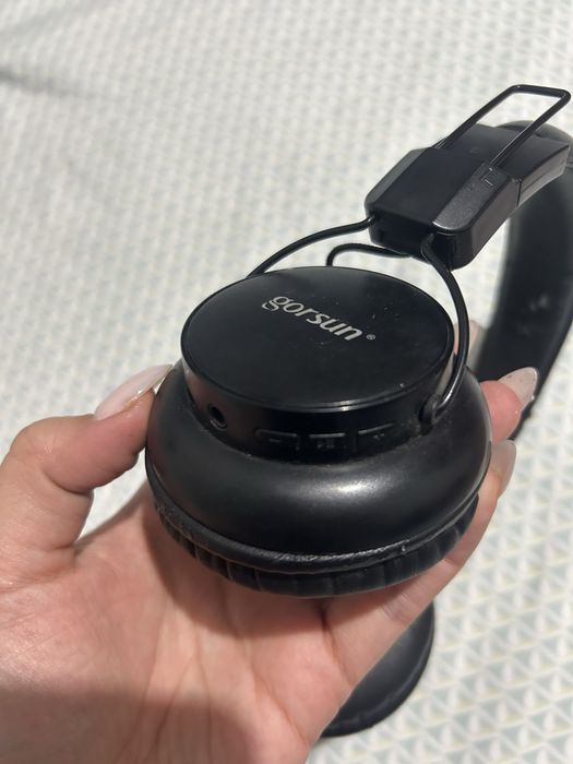 Наушник без проводной