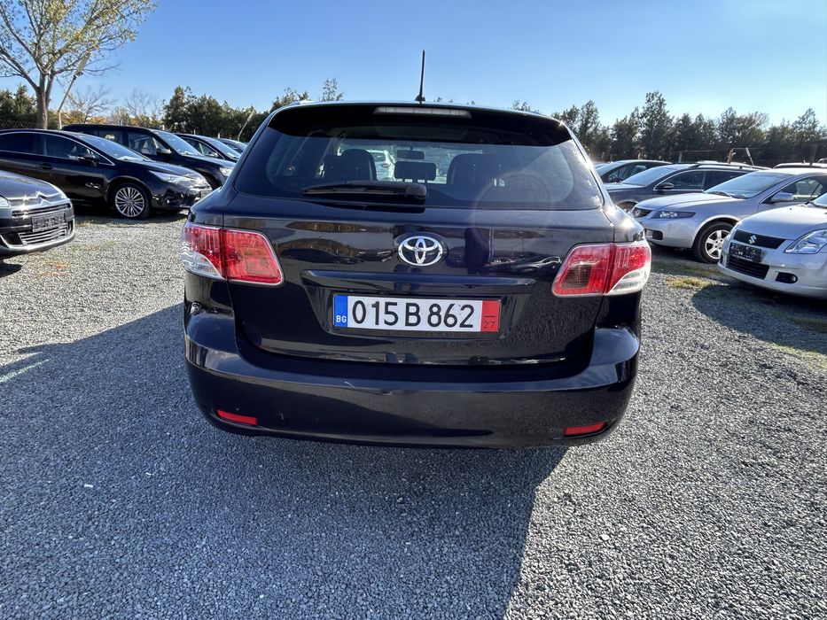 Toyota Avensis 2011г.
