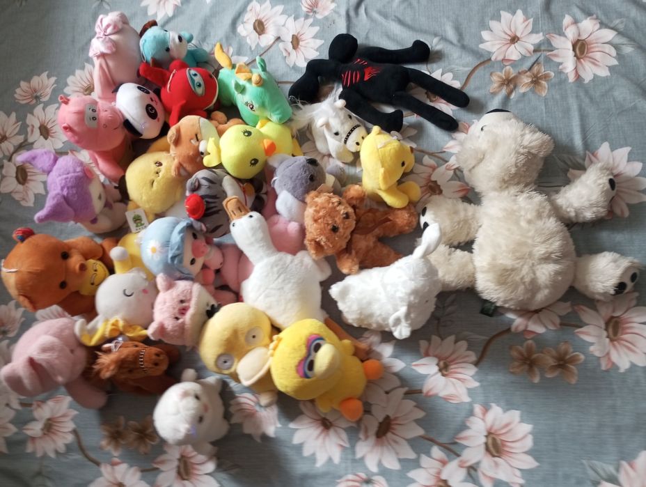 Недорого продаю игрушки.