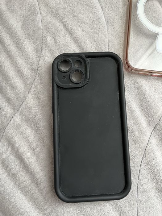 Кейсове за Iphone 13