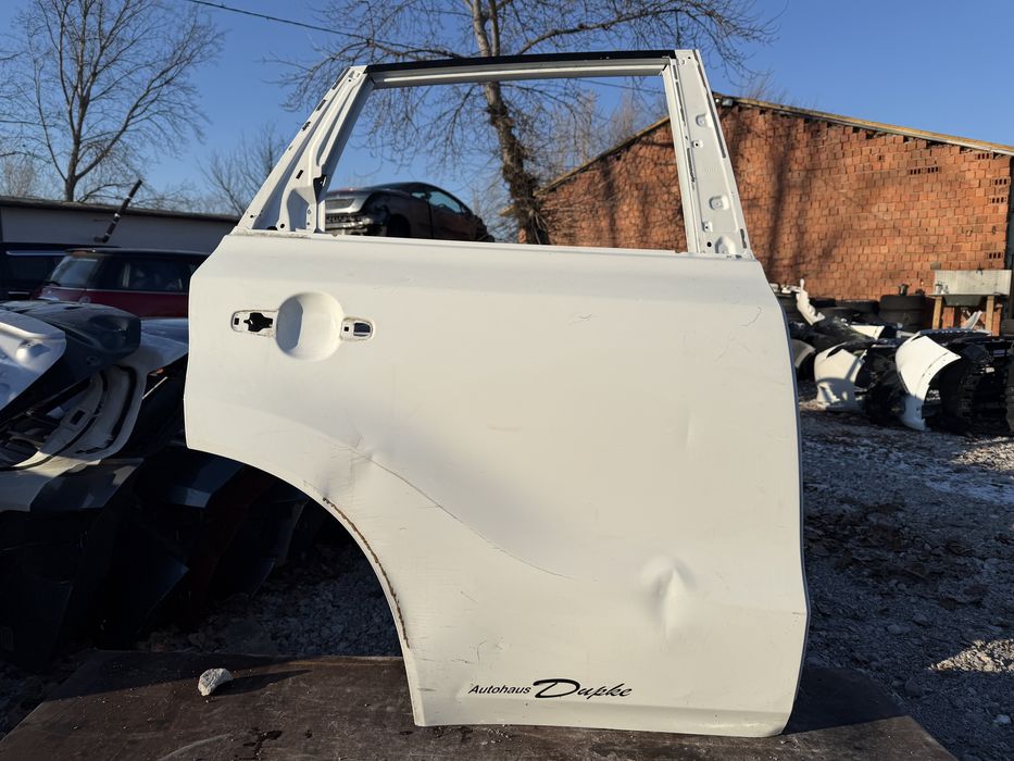 Врата Suzuki Vitara 3