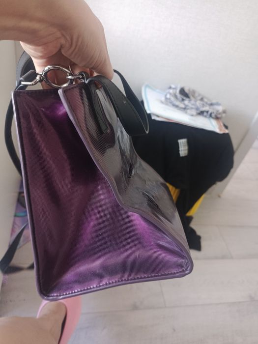 Сумка Kenzo в нормальном состоянии