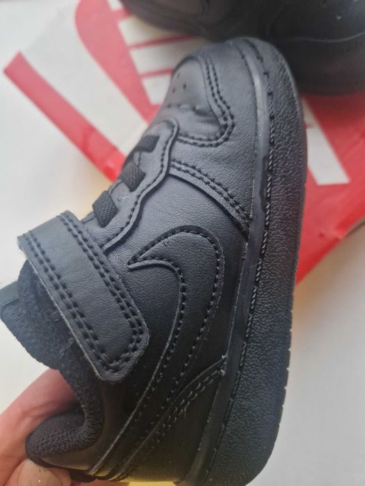 Pantofi Nike marimea 23