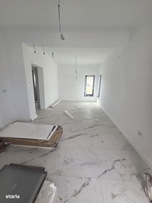 Vila parter + etaj  selgros malu mare