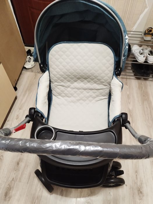 Продам коляску практически новая