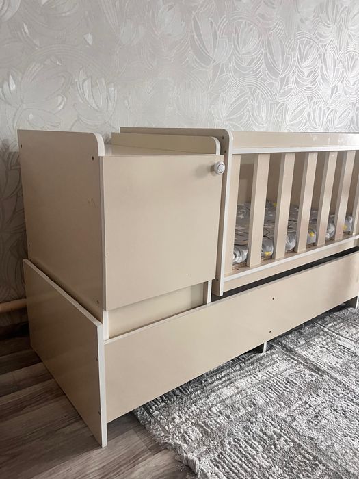 Манеж 3v1 новый.