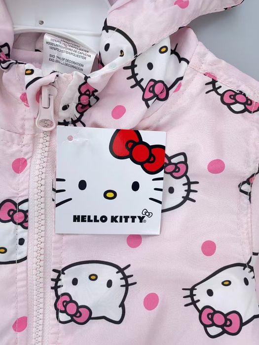 HELLO KITTY Original. Vetrovka