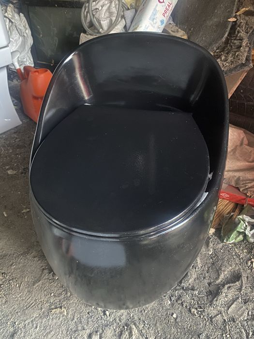 Продам унитазов !