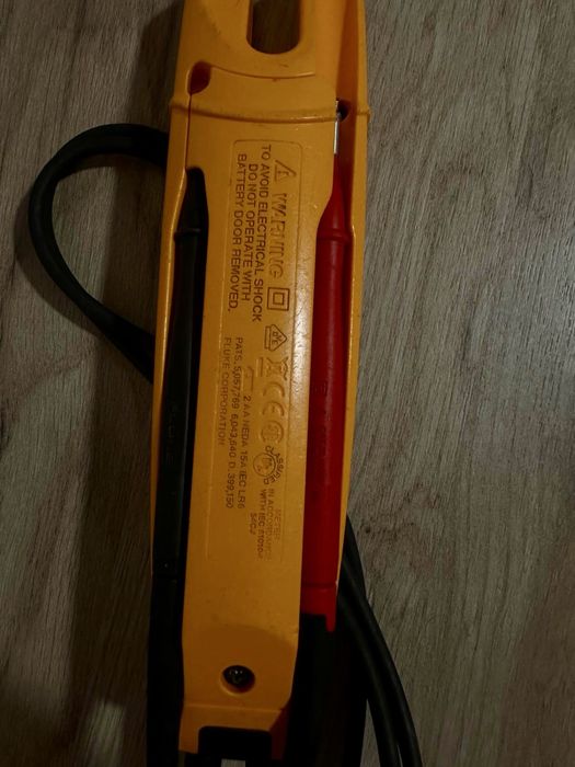Fluke T5-600 – tester electric profesional, stare bună
