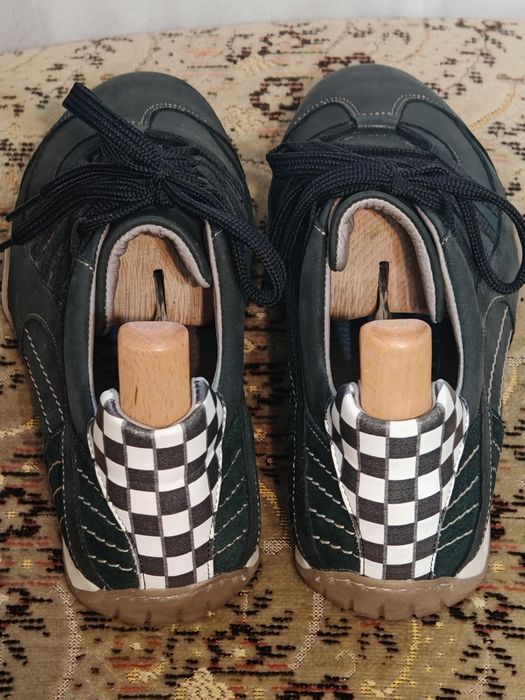 Adidași sport de curse BREXIT