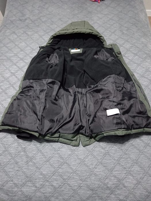 Продам зимнюю куртку