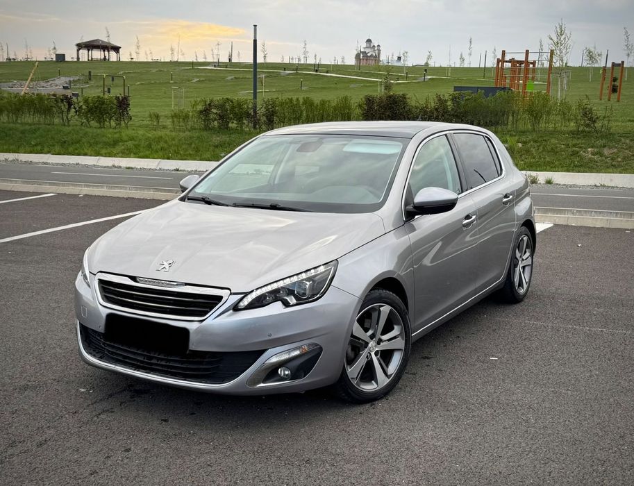 Peugeot 308 Model GT-Line / Panoramic / Încălzire scaune / Distronic / Fullled