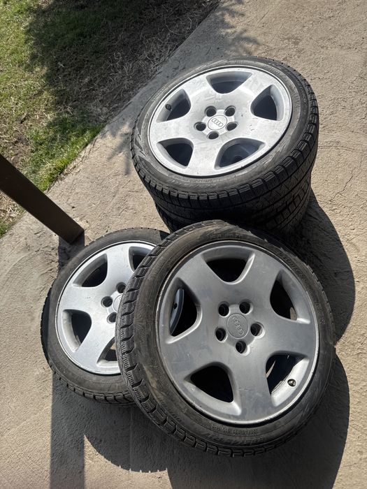 Диски ауди р17 в хорошем состояний