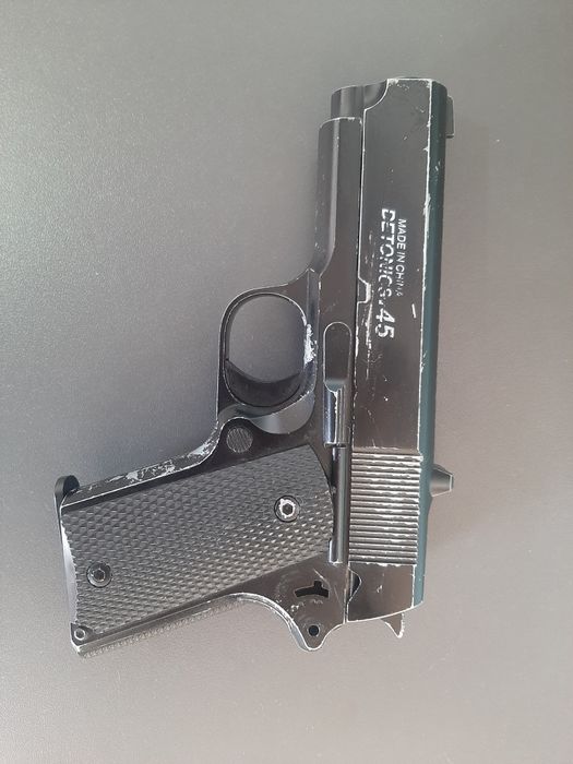 Продам писталеты