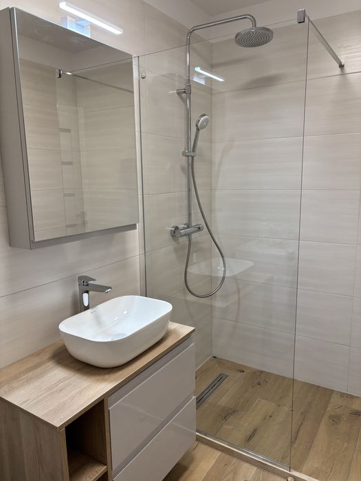 Inchiriez  ap 2 camere
