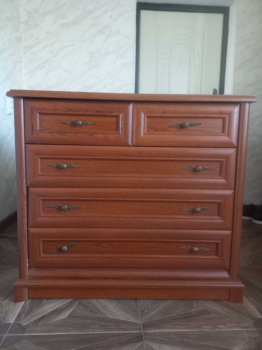 Продам комод в хорошем состоянии