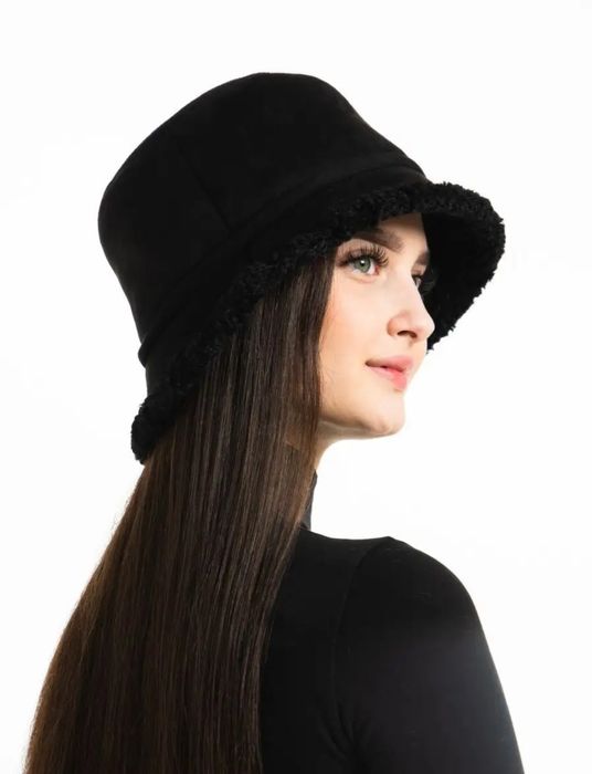 Продам шляпку демисезонную