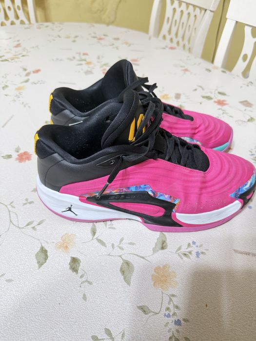 Баскетбольная обувь Luka 3 .