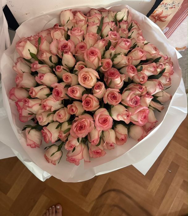 Продам букет цветов свежие