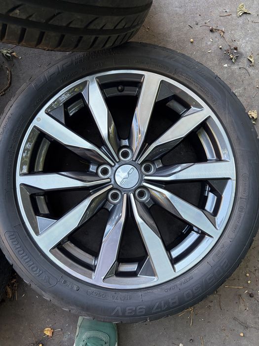 Джанти с гуми 5x108 54.1 EVO