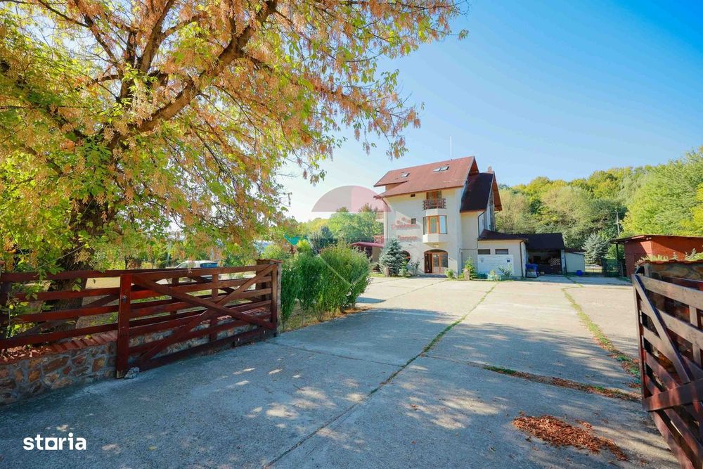 Pensiune cu restaurant, piscină, teren de 4.433 mp - Hidișelul de Sus
