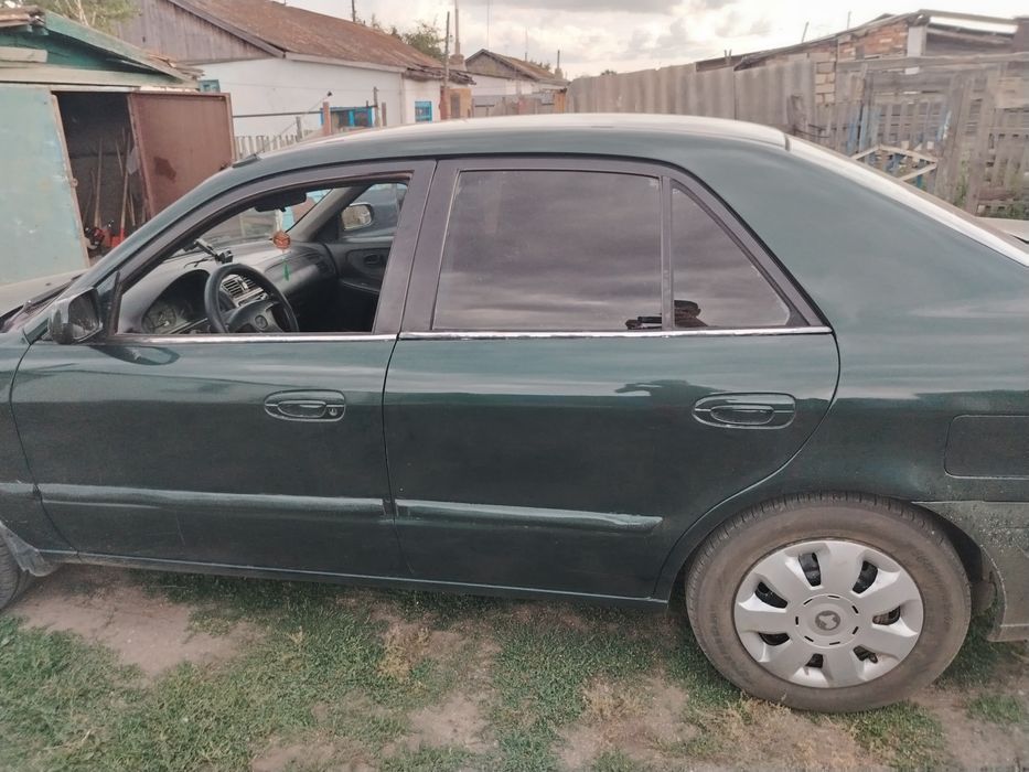 Продам машину мазда