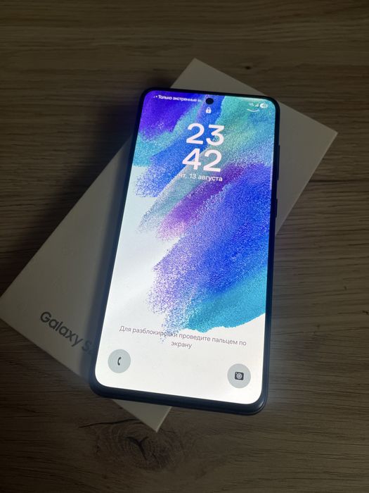 Самсунг s21 fe, 8/126