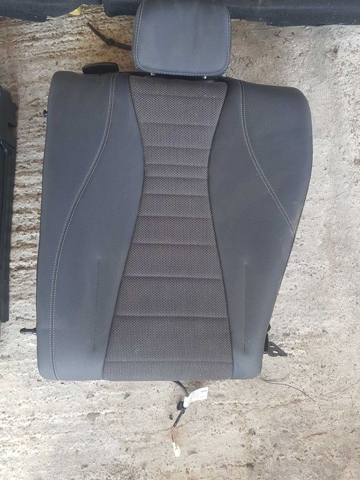 Седалки за Mercedes W213 комби