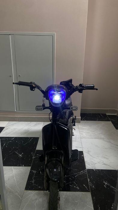 Элоктроскутер.