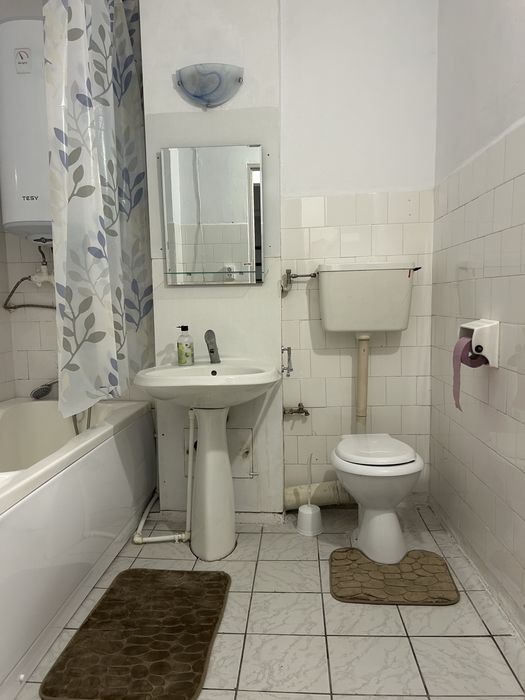 Apartament de închiriat