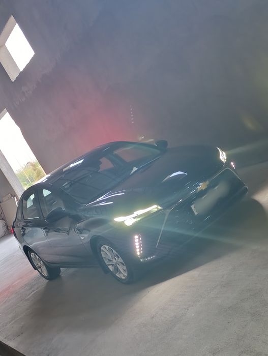 Продается автомобиль Monza