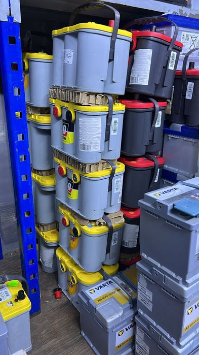 Бу акуумуляторы в ассортименте