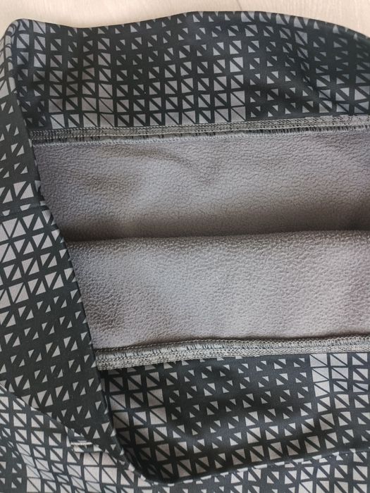 Under armour капюшоном состояние 10/10