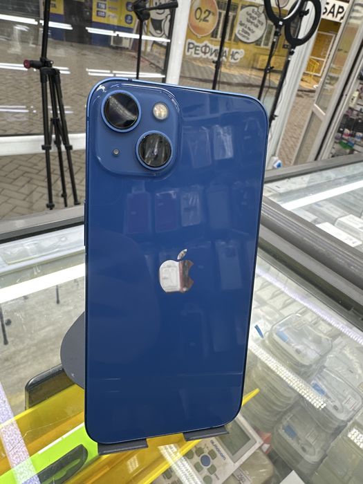 13 айфон в хорошем состоянии