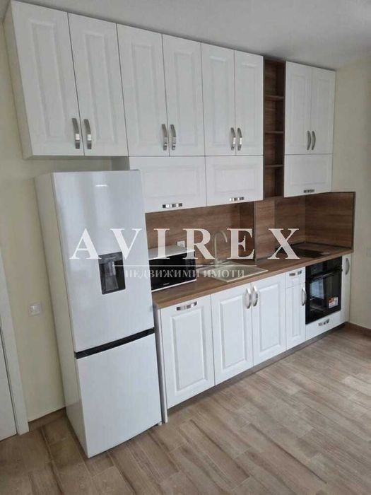 Дава се под наем Тристаен апартамент в Пловдив, Тракия - 110 кв.м за 598.23 € - Снимка #11