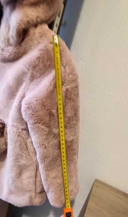 Palton/ Blăniță groasa ,cu gluga, pentru fetițe între 2-4 ani