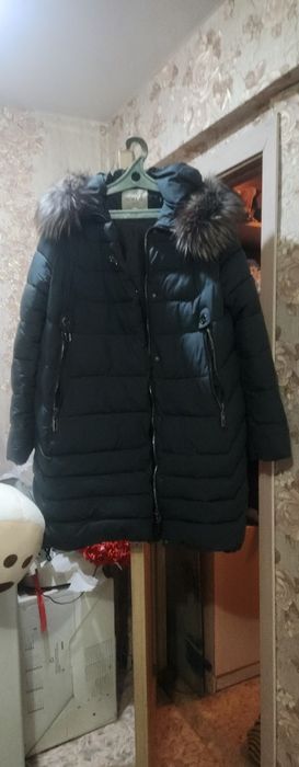 Продам пуховик новый