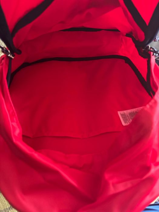 Раница тънка Hummel и нови раници на Adidas