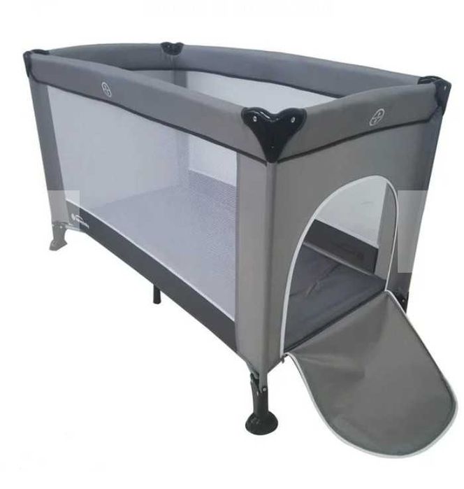 Продавам кошара за спане/игра