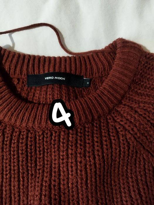 Пуловери -четири