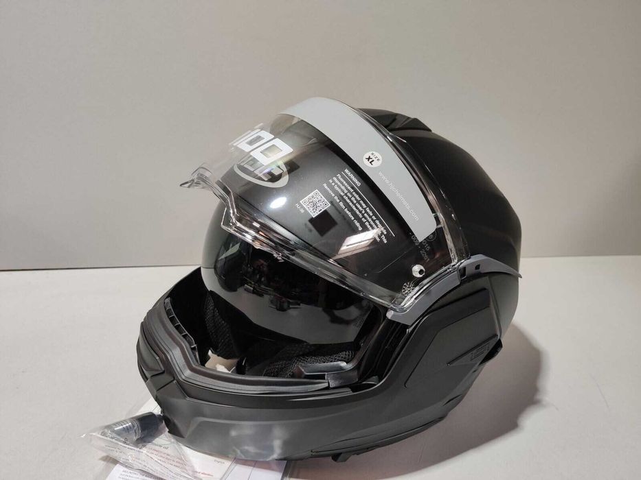 Каска HJC i100 нова