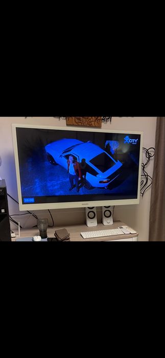 Телевизор PHILIPS