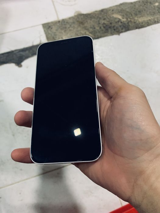 iphone 12. Pasport beriladi