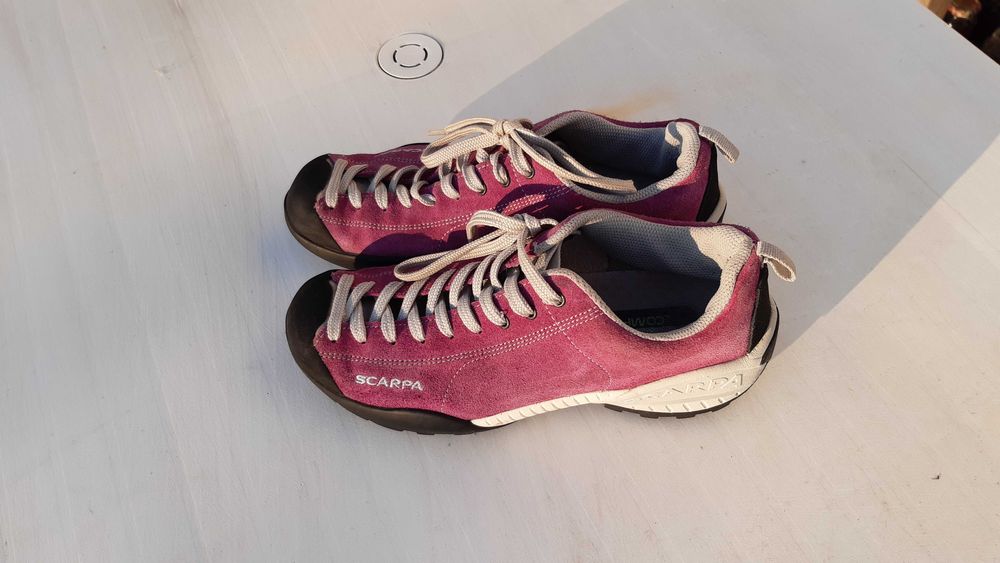 Salewa Lowa Salomon Scarpa  ghete sport/trekking