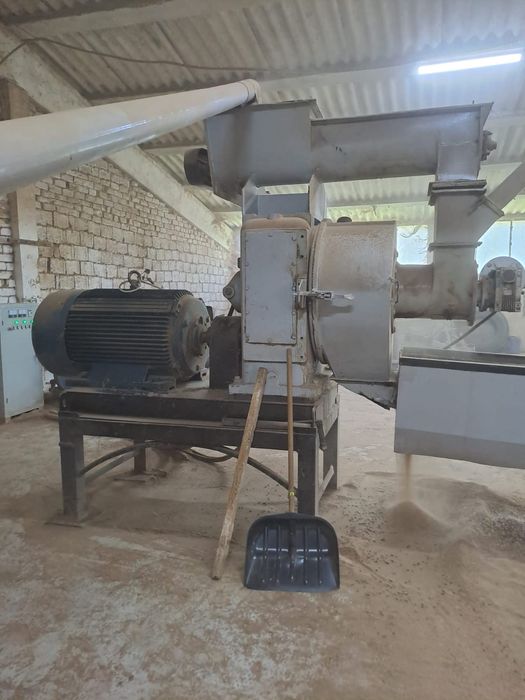 Vând instalație completa procesare pereți